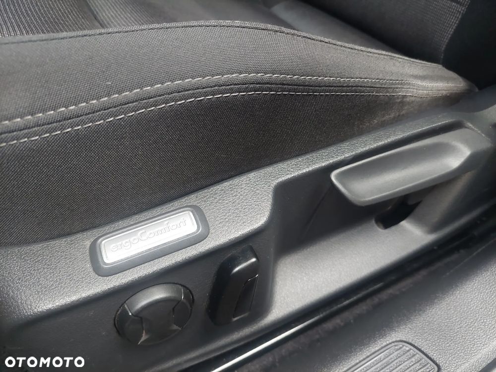 Volkswagen Passat 2.0 TDI BMT Comfortline DSG7 - 33