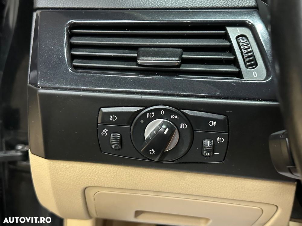 BMW Seria 5 520d Aut. - 12