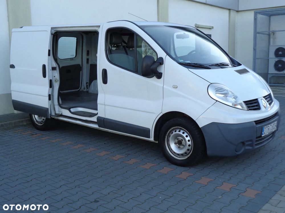 Renault Trafic - 10