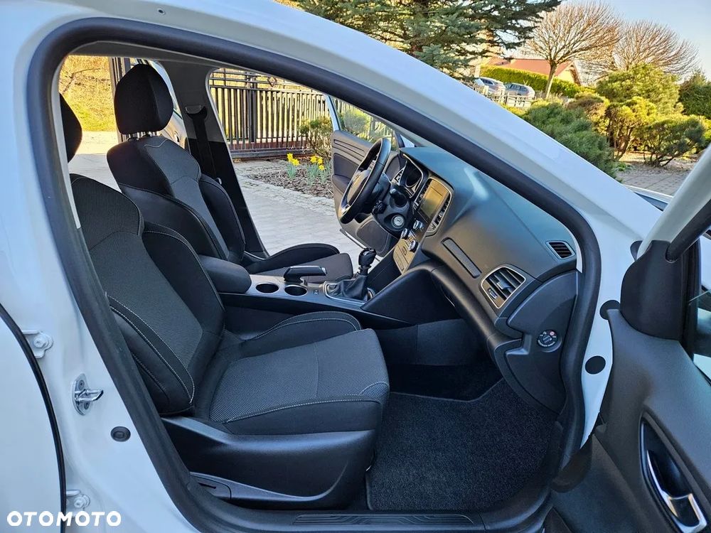Renault Megane - 11