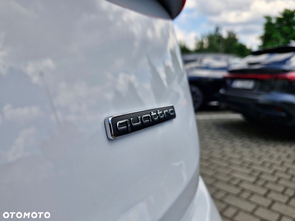 Audi Q7 - 11