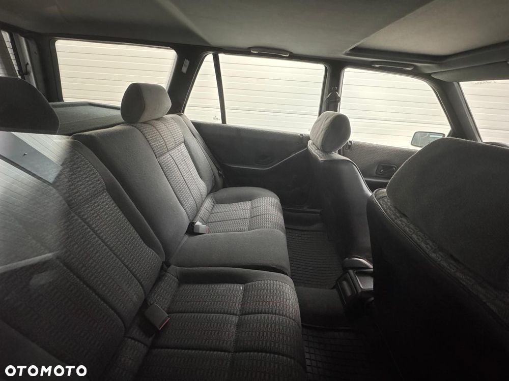 Peugeot 405 Break 1.6 SR - 4