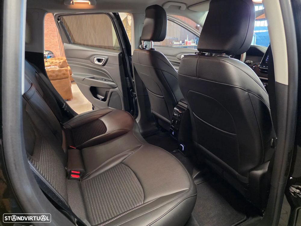 Jeep Compass 1.3 TG Limited S - 23