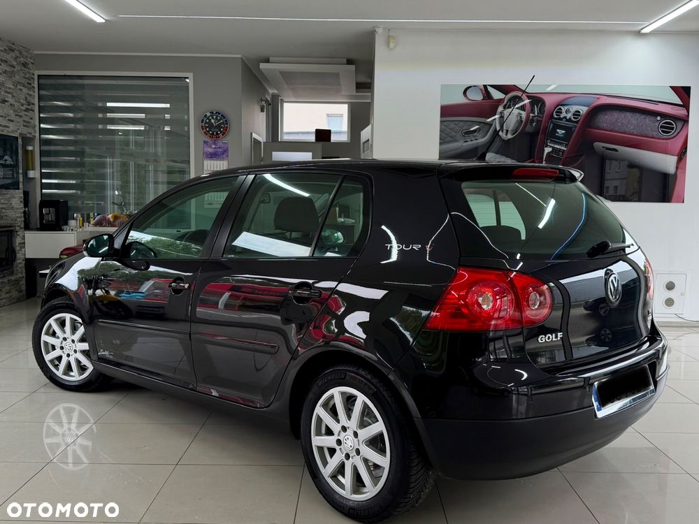 Volkswagen Golf 1.6 Tour Edition - 4