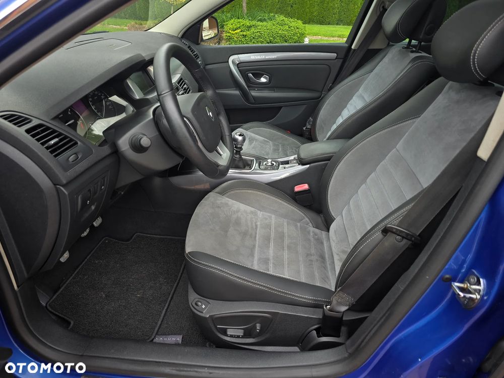 Renault Laguna ver-2-0-dci-bose-edition - 13