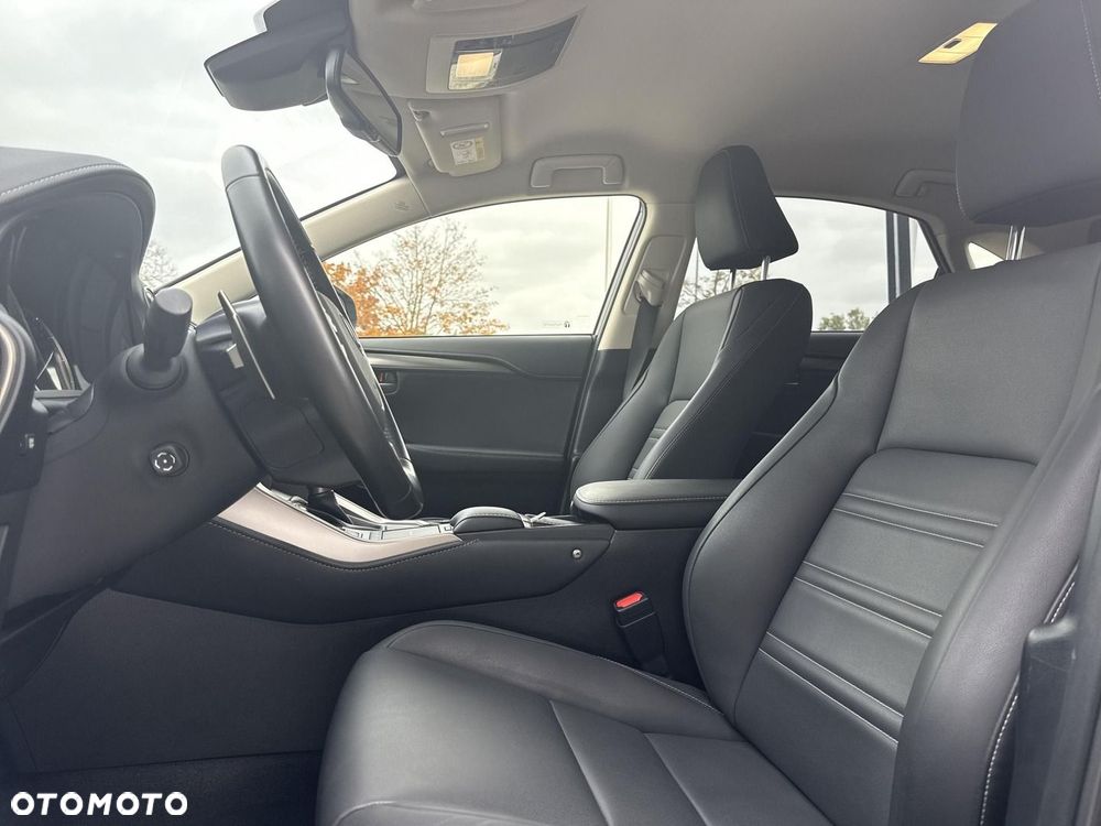 Lexus NX 300h F Impression AWD - 9