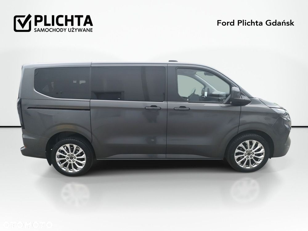 Ford Tourneo Custom - 4
