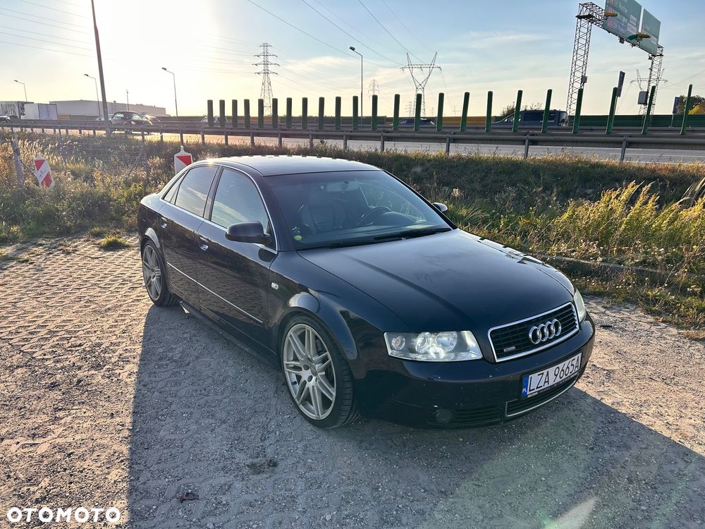 Audi A4 Limousine