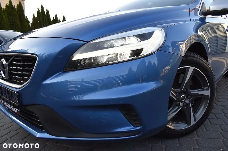 Volvo V40 D3 Drive-E R-Design Momentum - 32