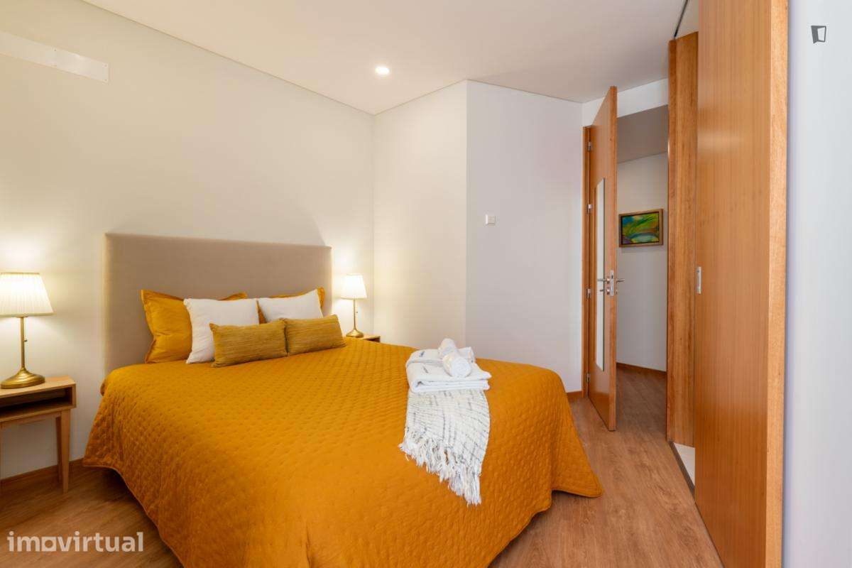 Casa com 2 quartos - localizado em Sé Porto - Grande imagem: 4/35