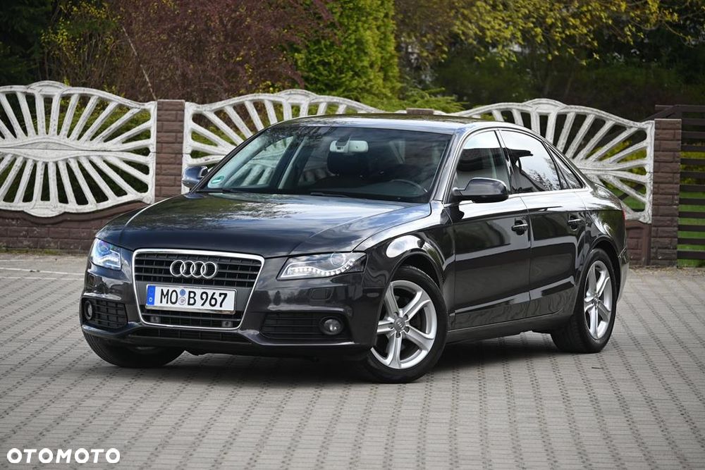 Audi A4 Limousine - 2