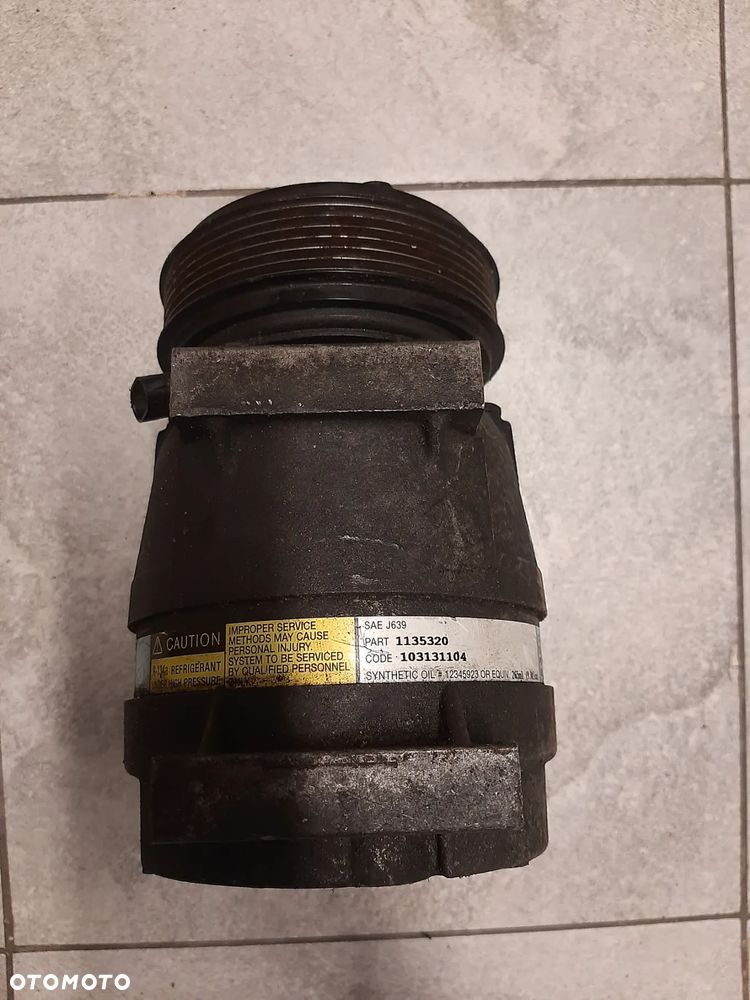 1135320 RENAULT Sprężarka klimatyzacji kompresor - 1