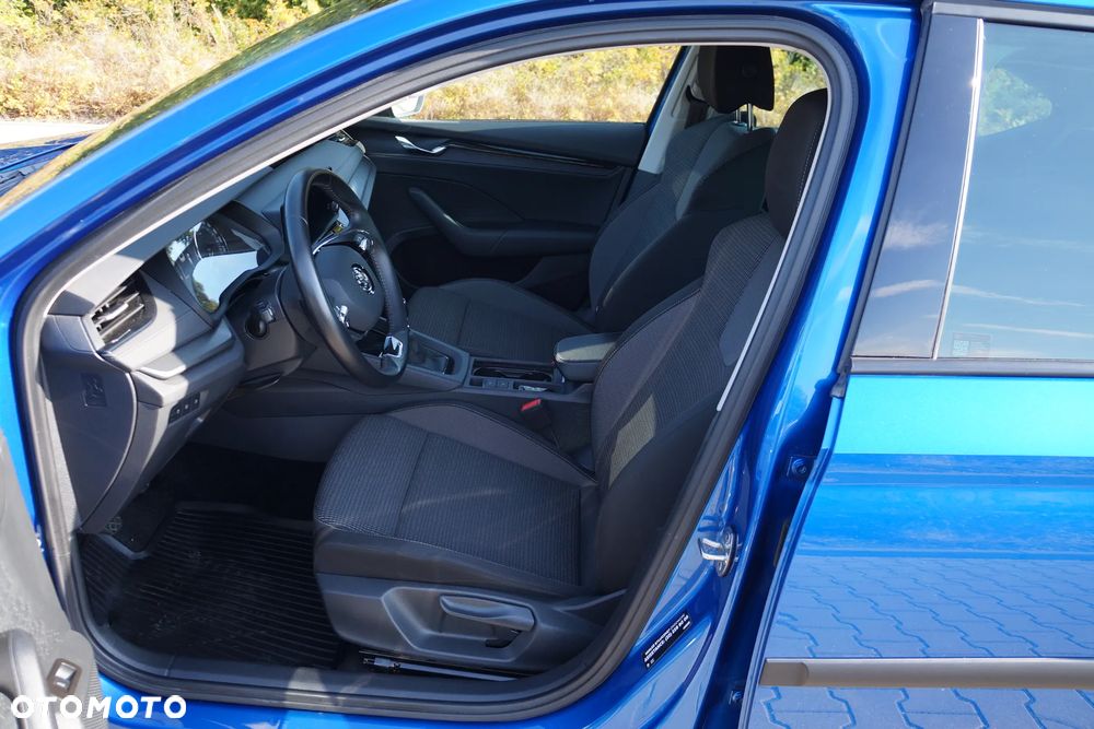 Skoda Octavia 1.5 TSI ACT Sportline - 8