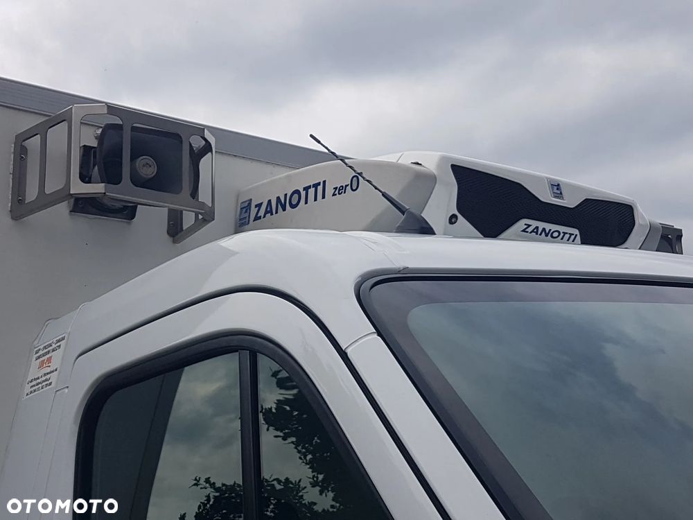Renault MASTER SKLEP BAR FOODTRUCK KONTENER NISKOPODŁOGOWY AUTOSKLEP AGREGAT AC KLIMA DMC 3500KG - 32