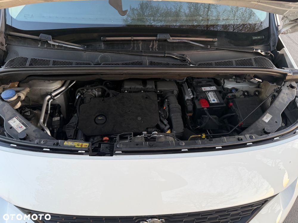 Peugeot PARTNER - 16