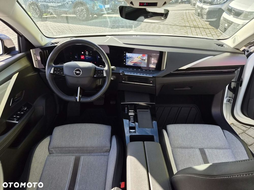 Opel Astra 2023