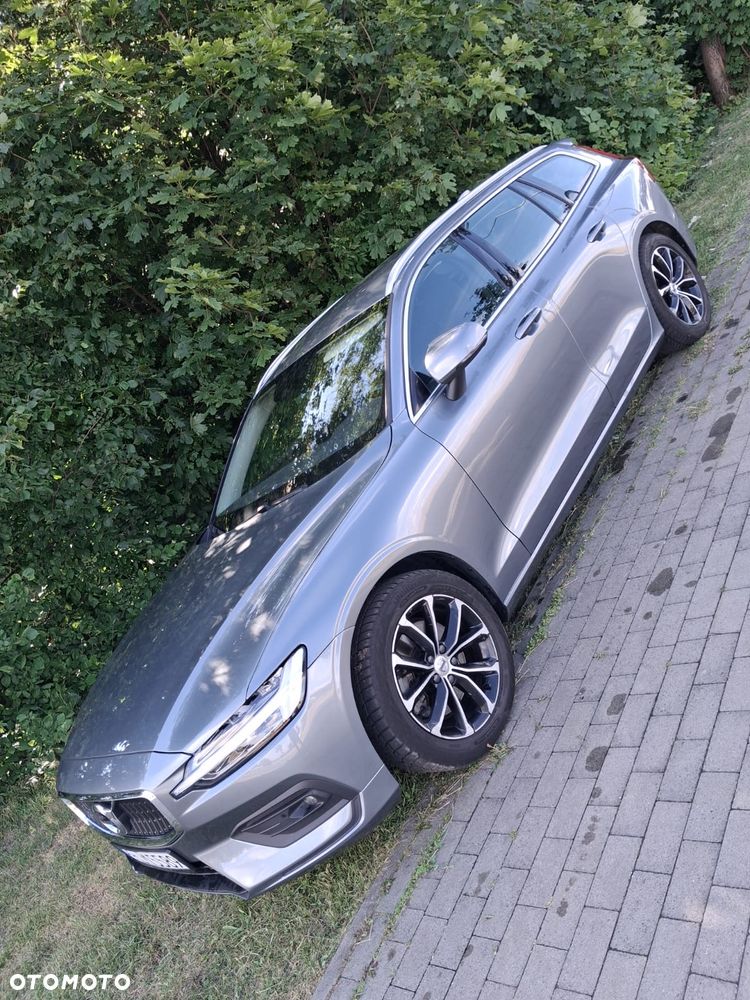 Volvo V60 B3 B Essential - 13
