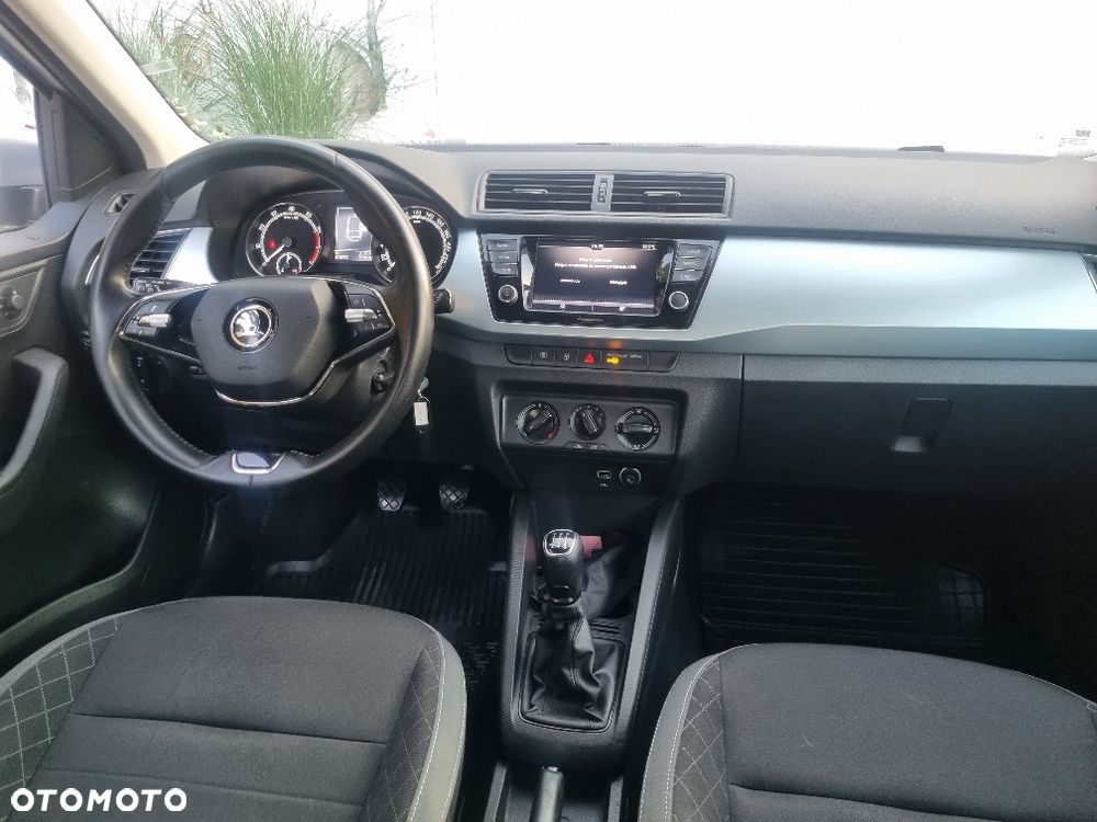 Skoda Fabia 1.0 Ambition - 10