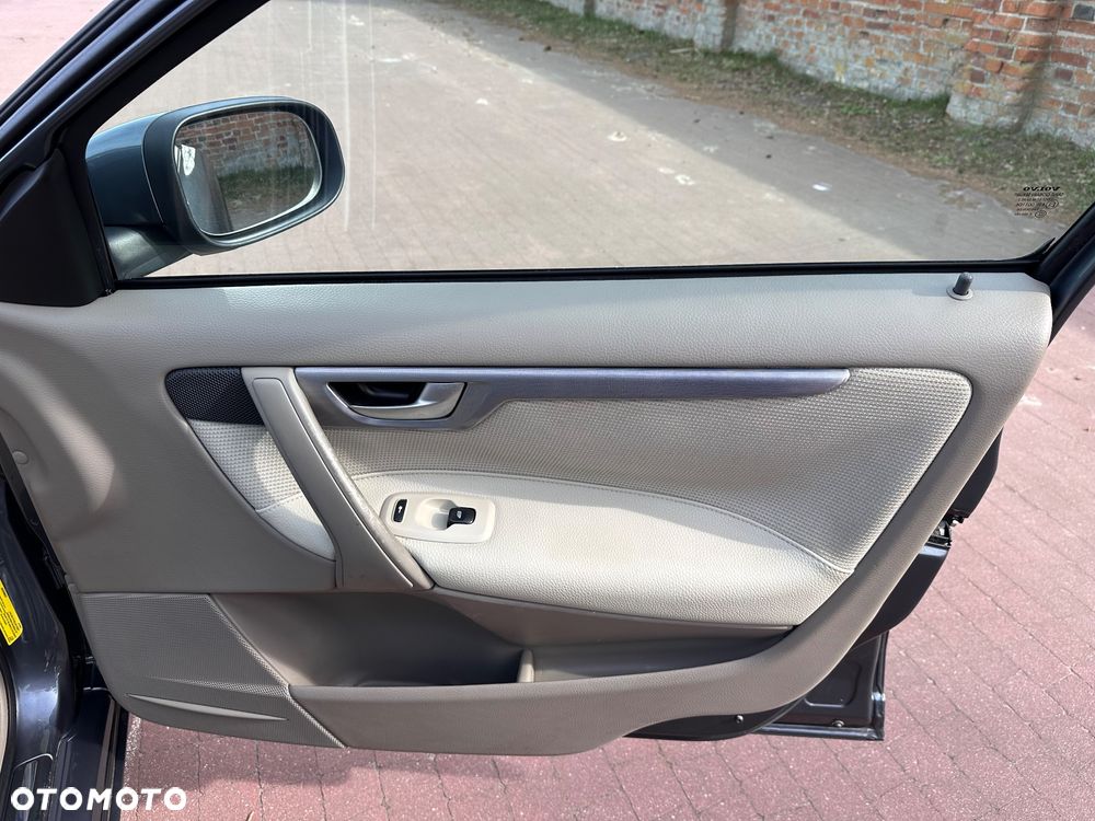 Volvo S60 2.4D Momentum - 23