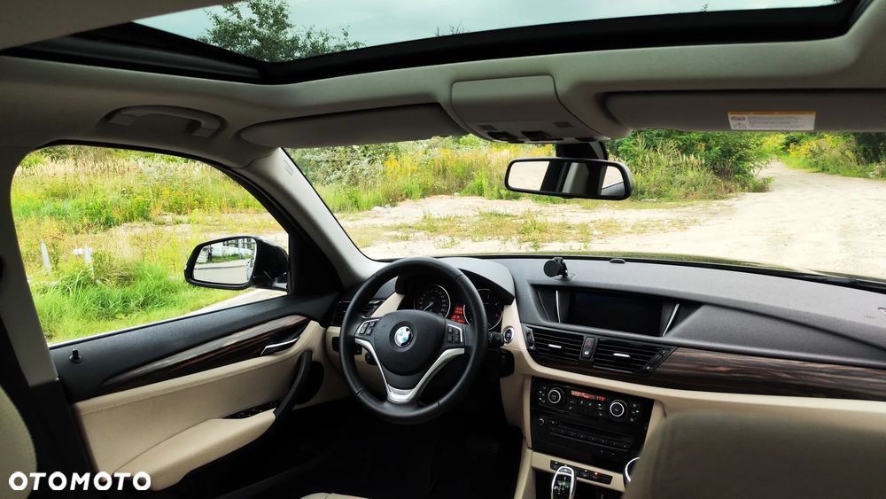 BMW X1 xDrive20d xLine - 13