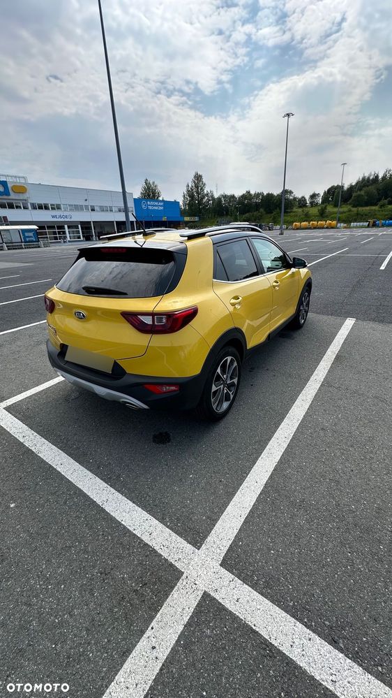 Kia Stonic 1.4 L - 6