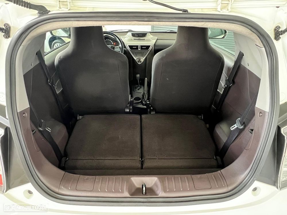 Toyota iQ 1.0 VVT-i 2 MultiDrive - 12