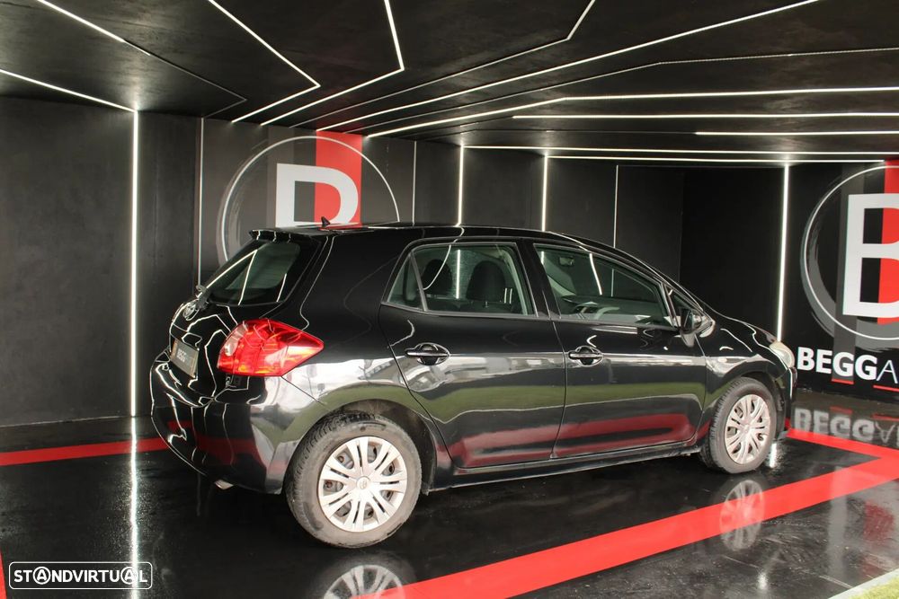 Toyota Auris - 8