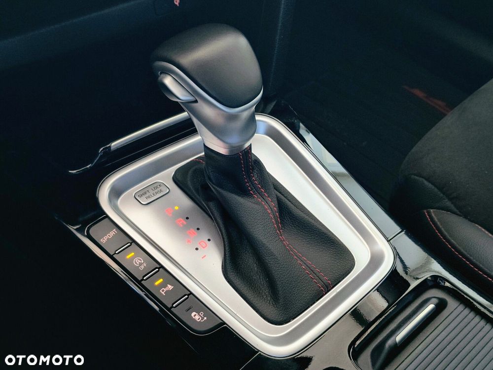 Kia ProCeed - 25