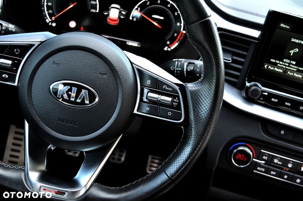 Kia ProCeed 1.4 T-GDI GT Line - 36