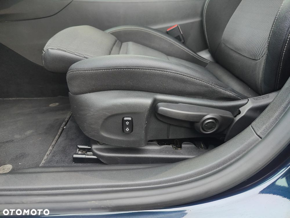 Opel Insignia 1.5 T Innovation S&S - 24