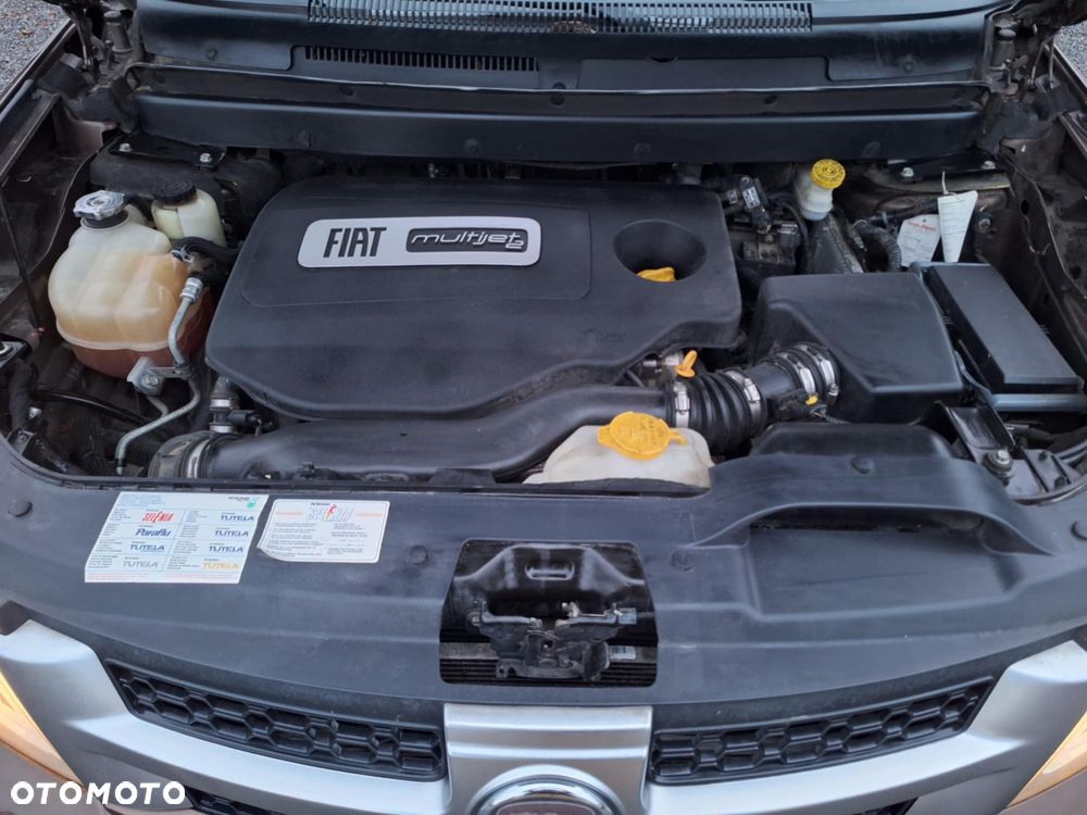 Fiat Freemont 2.0 Multijet Black Code AWD - 14