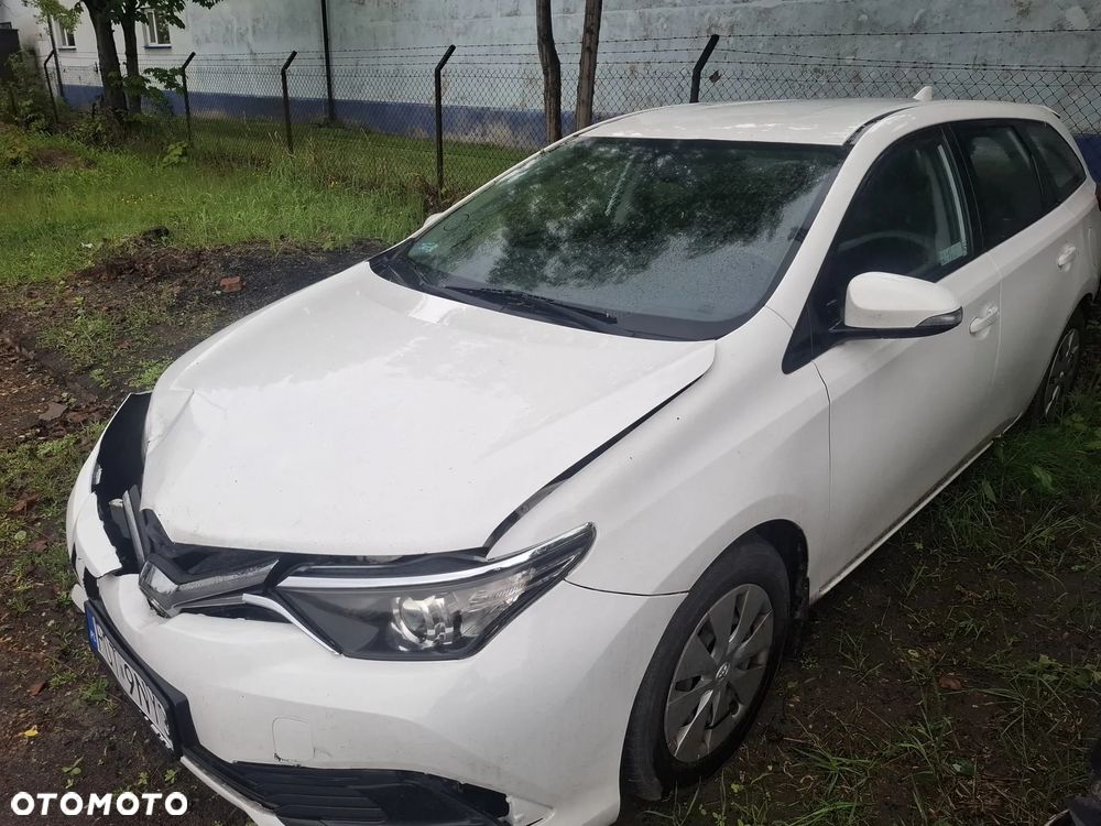 Toyota Auris 1.4 D-4D Active - 2