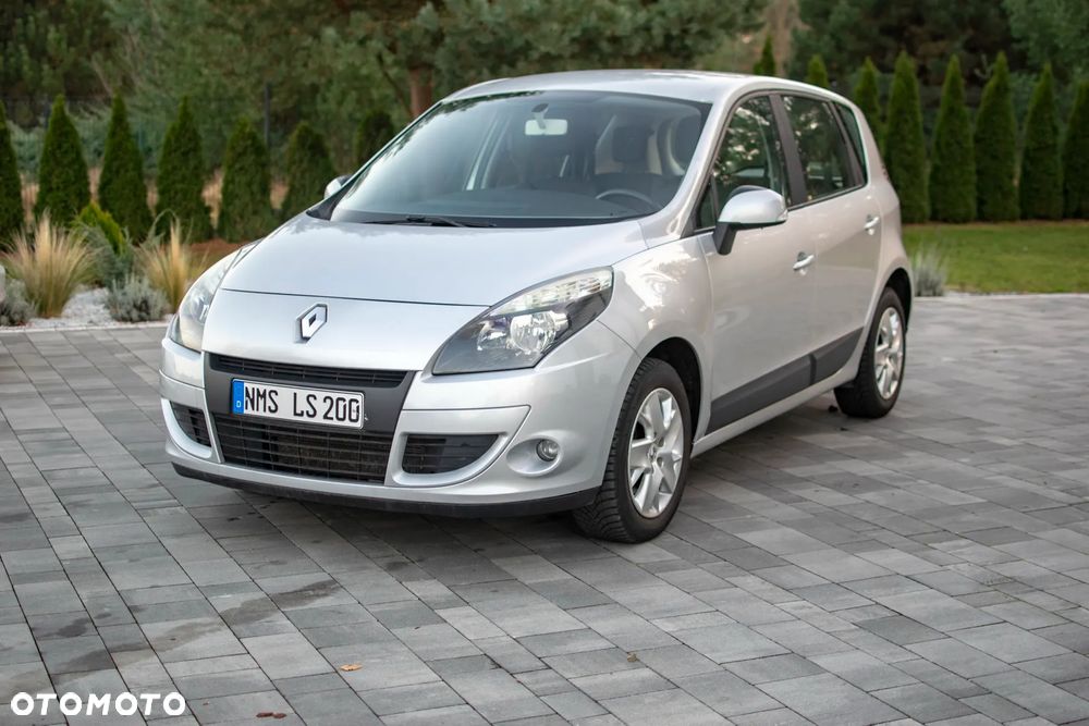Renault Scenic - 2