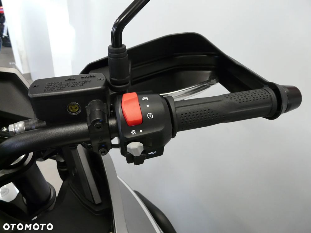 Morbidelli T1002V - 25