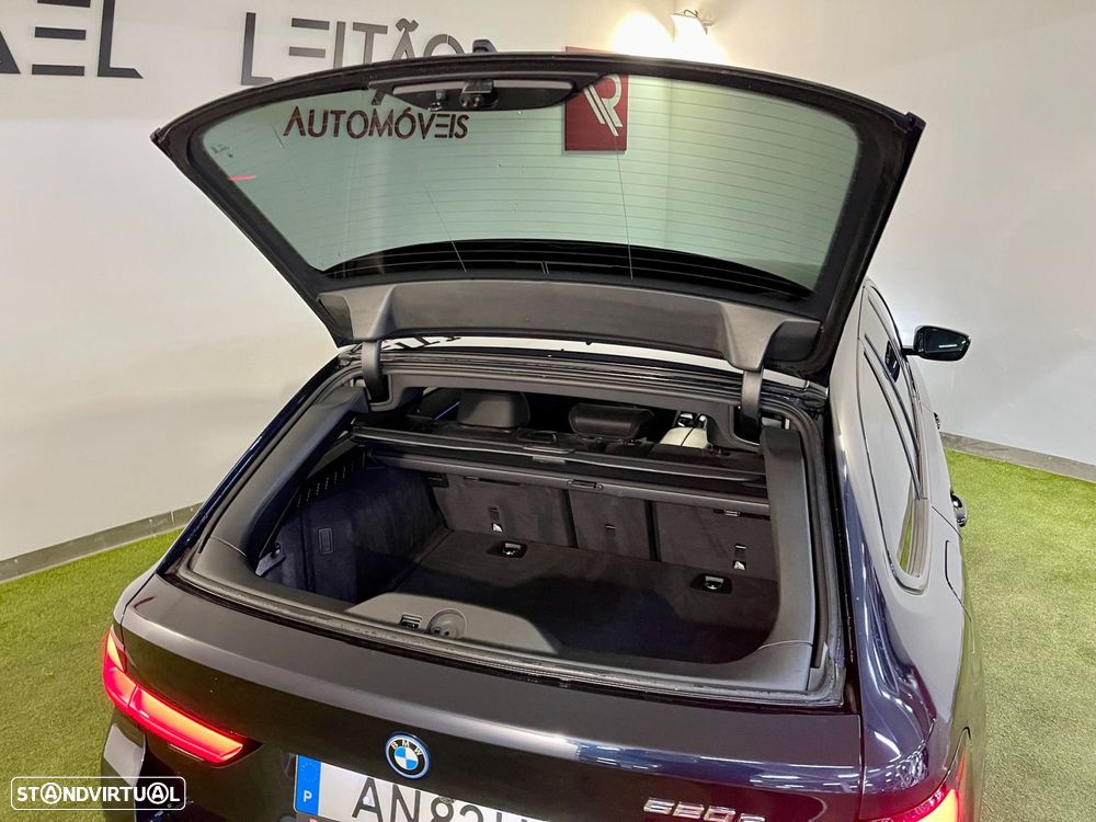 BMW 520 e Pack M - 12