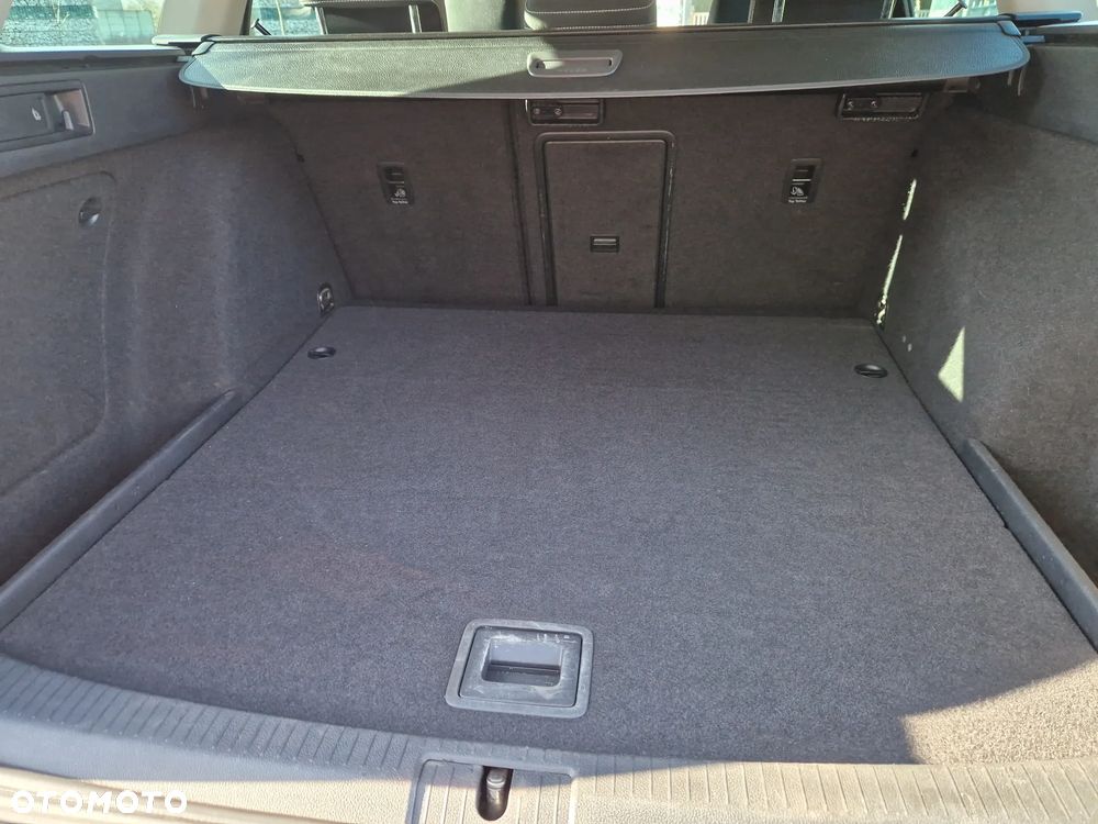 Volkswagen Golf 1.6 TDI BlueMotion Technology Lounge - 12