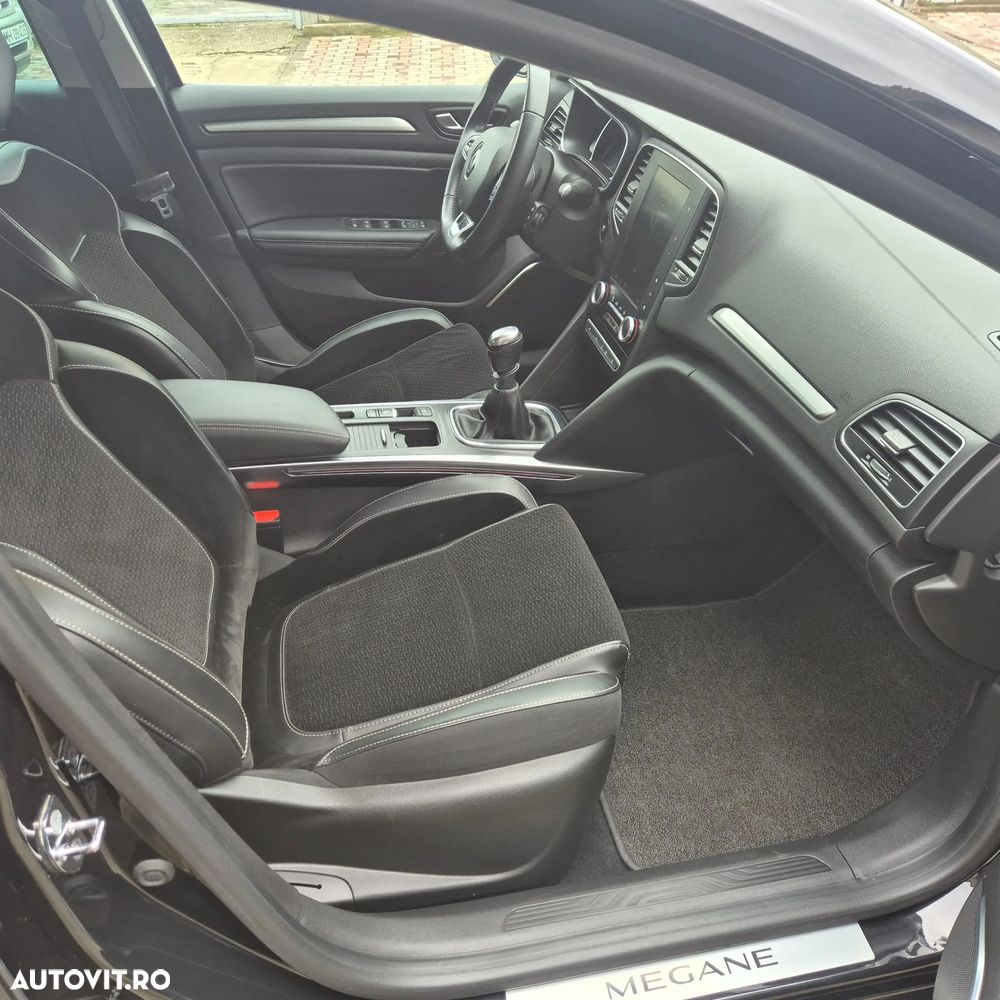 Renault Megane Energy dCi Intens - 11