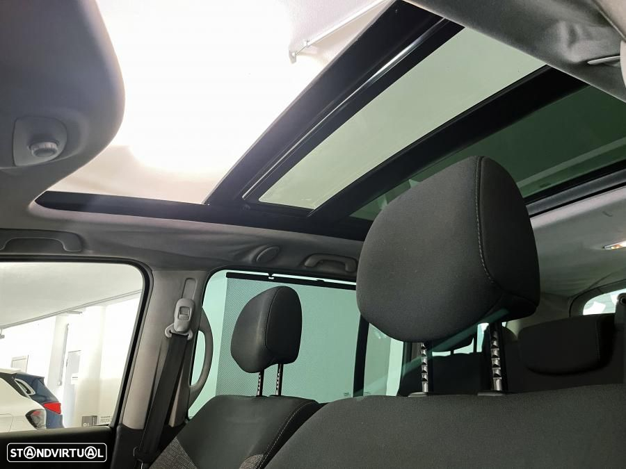Renault Grand Espace 2.0 dCi FAmily 7L - 6