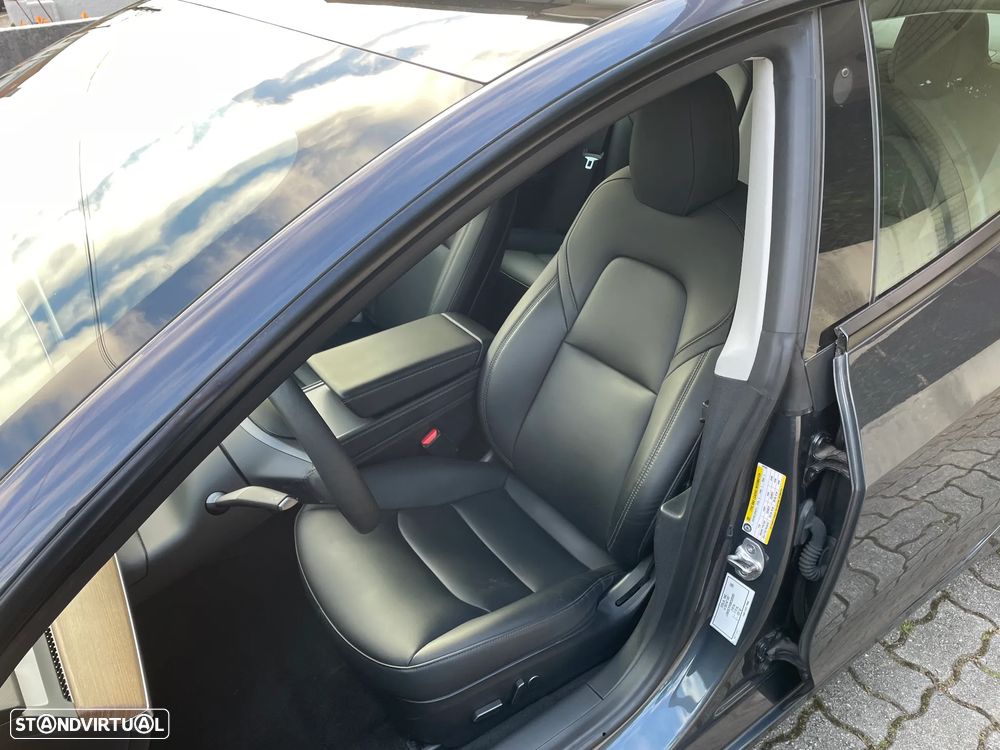 Tesla Model 3 Standard Range Plus RWD - 21