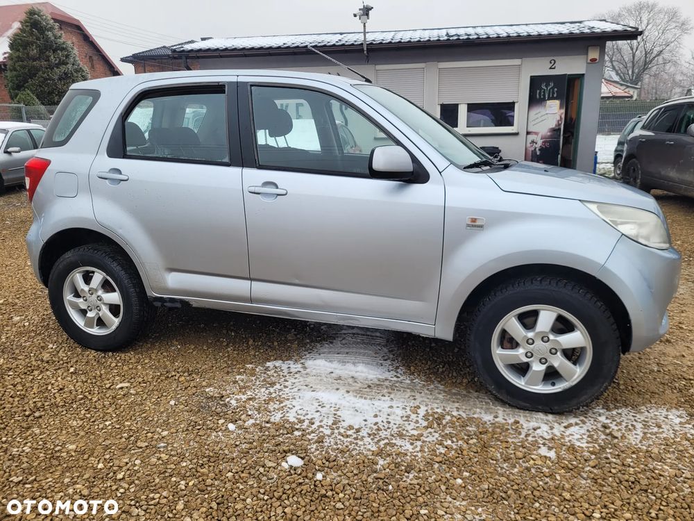 Daihatsu Terios 4WD Top - 16