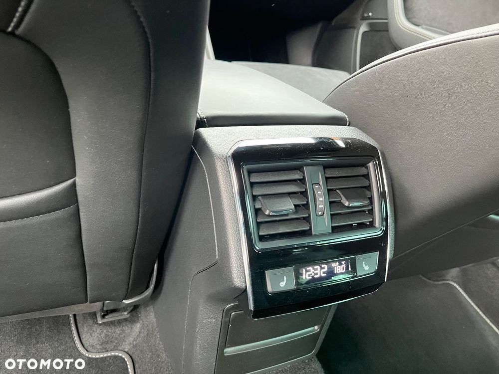 Skoda Superb 2.0 TDI 4x4 Sportline DSG - 26