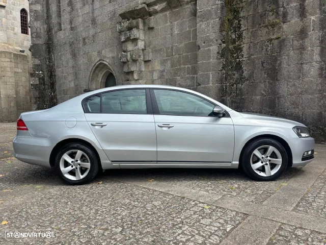 VW Passat 1.6 TDI BlueMotion - 15
