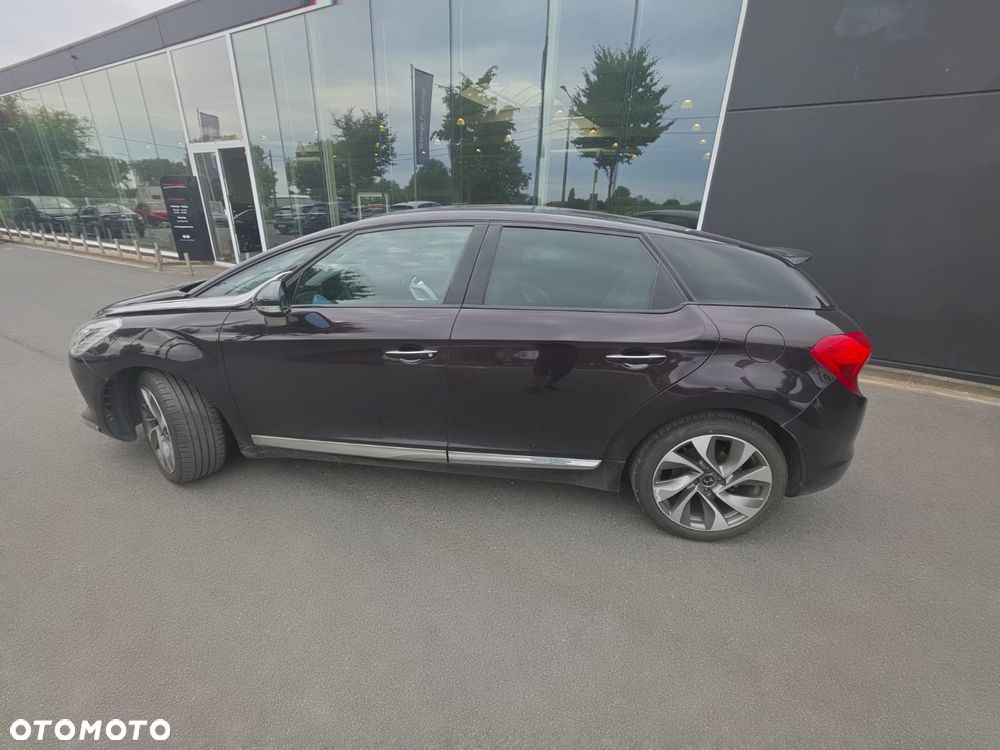 DS Automobiles DS 5 - 11