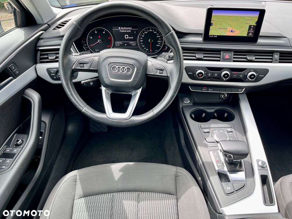 Audi A4 Limousine 2.0 TDI S tronic design - 16
