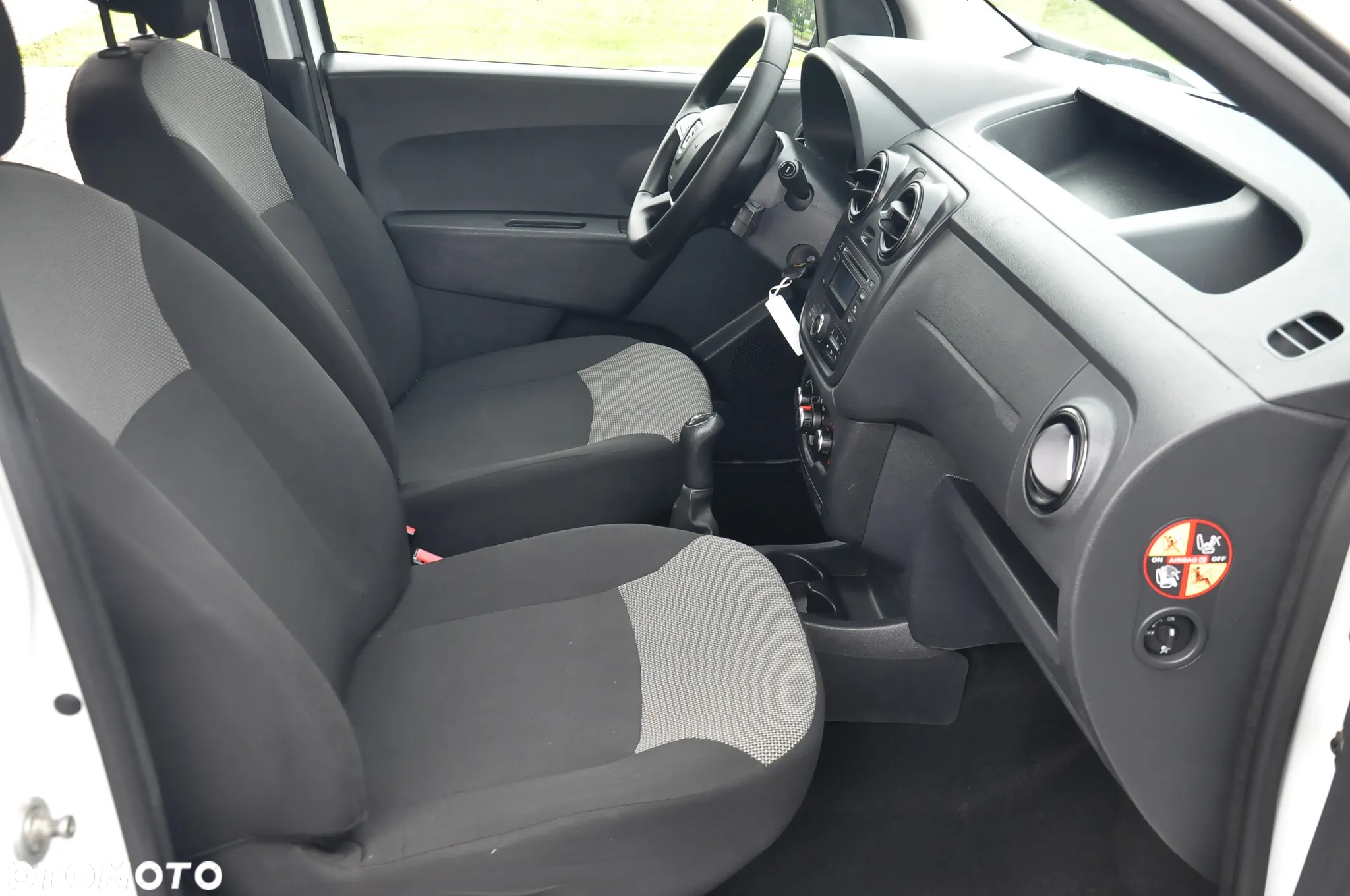 Dacia Dokker SCe 100 Ambiance - 32