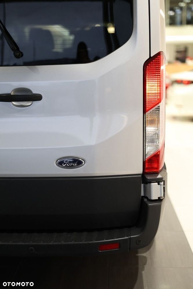 Ford Transit - 33
