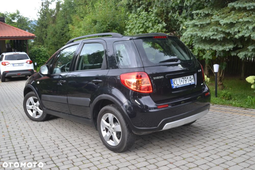 Suzuki SX4 1.6 Premium 4WD - 8