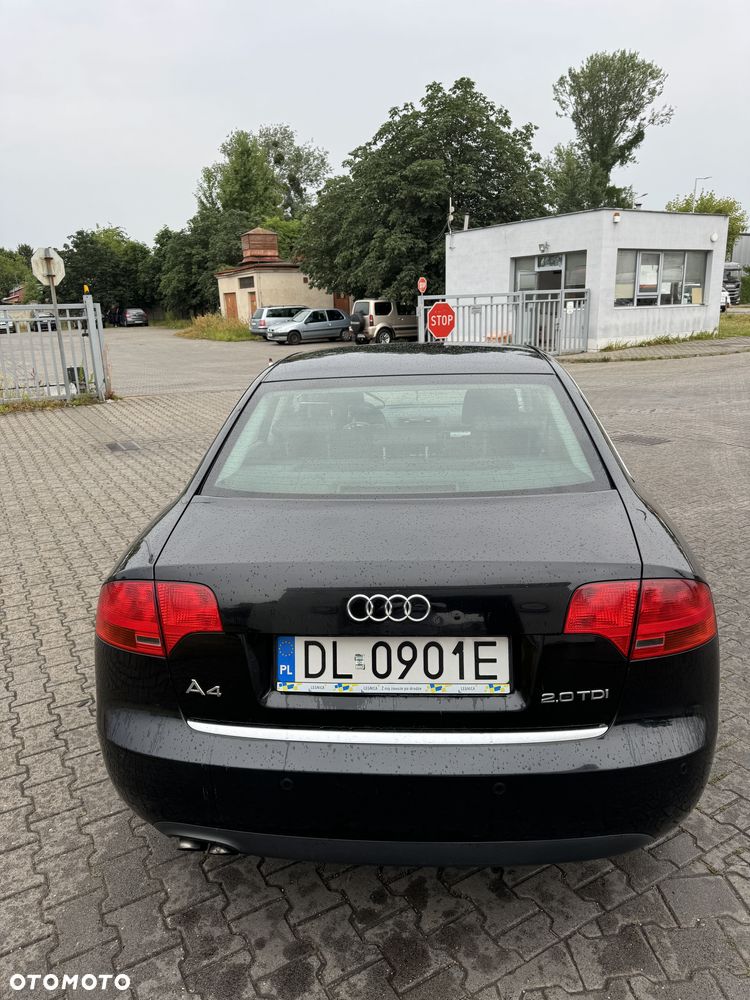 Audi A4 - 4