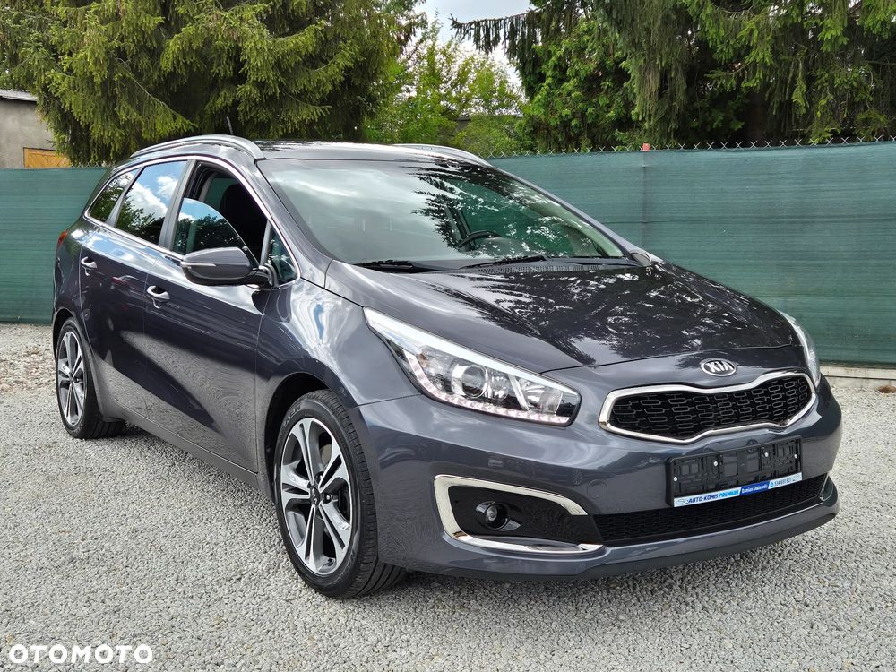 Kia Ceed 1.6 CRDi 136 ISG Platinum Edition - 11