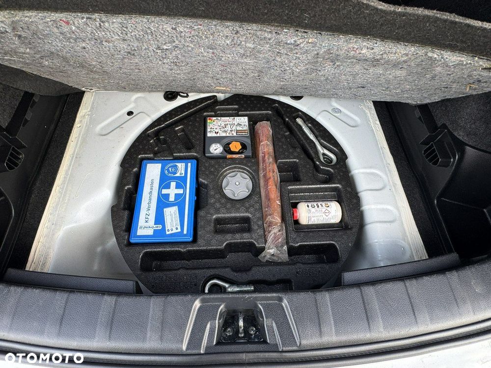 Nissan Qashqai 1.5 dCi TEKNA - 18